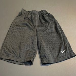 Boys Vented Nike Shorts, Size 7, Black, Elastic Waistband